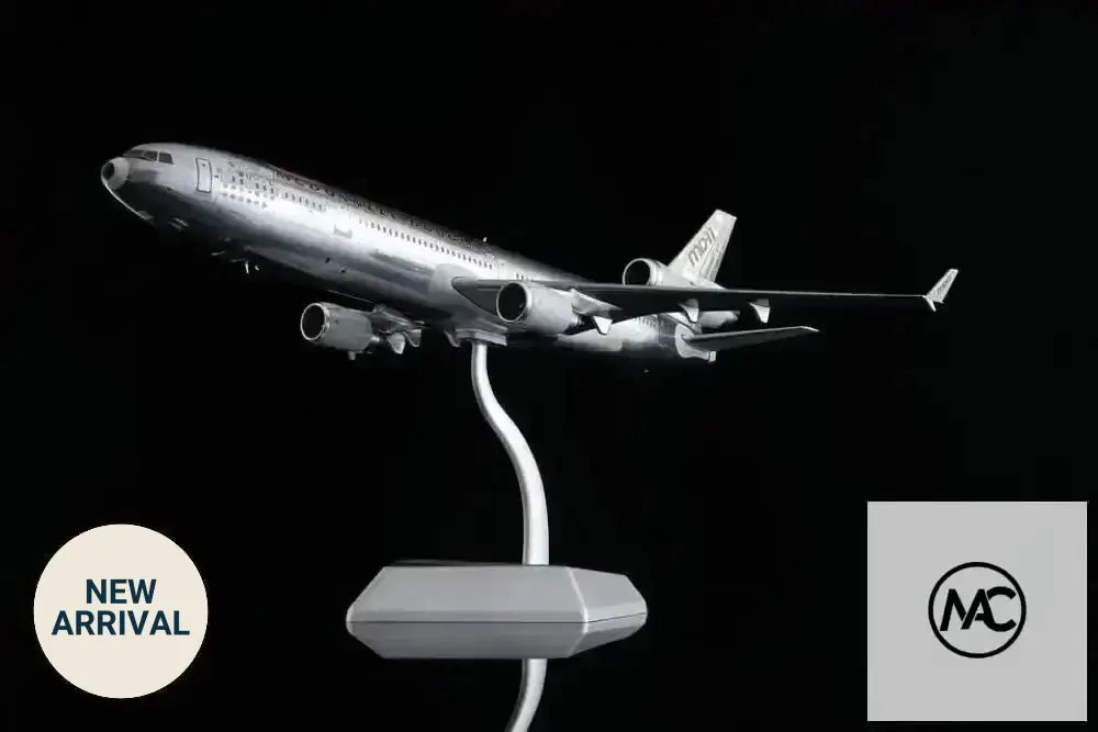 SQ WINGS 1:200 McDonnell Douglas MD-11 Prototype N111MD|麥道 MD-11 原型機 - Man‘s Aviation Collectibles (HK)