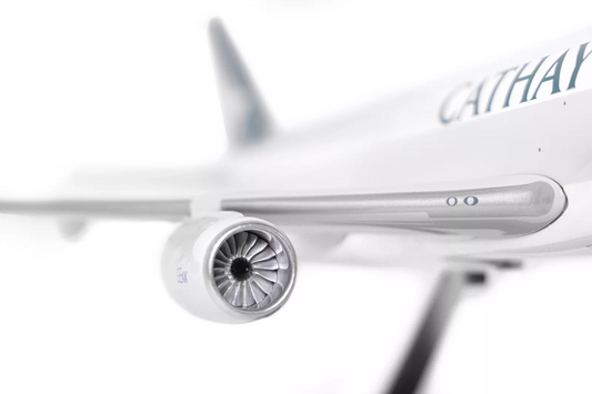 國泰航空 波音747-8F模型 (1:100)