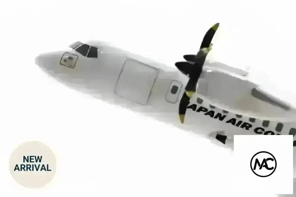 AMX | 天草航空 ATR 42-600 白色代班機（JAC/AMX 共通事業機）1:100 - Man‘s Aviation Collectibles (HK)