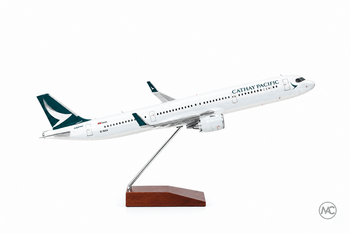 Cathay Pacific Airbus A321neo 1:100 Large-Scale Display Model - Man‘s Aviation Collectibles (HK)