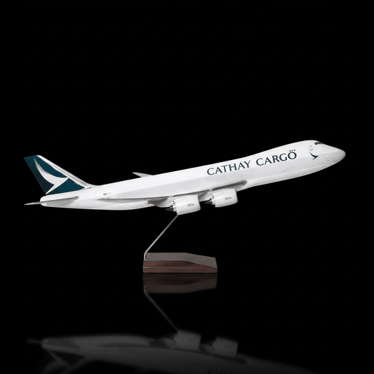 Cathay Pacific Cargo Boeing 747-8F Freighter 1:100 Large-Scale Display Model - Man‘s Aviation Collectibles (HK)
