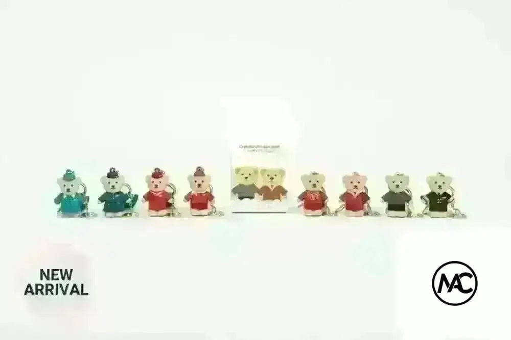 CX | 國泰航空 經典制服小熊鑰匙掛件盲盒（全套8款） - Man‘s Aviation Collectibles (HK)