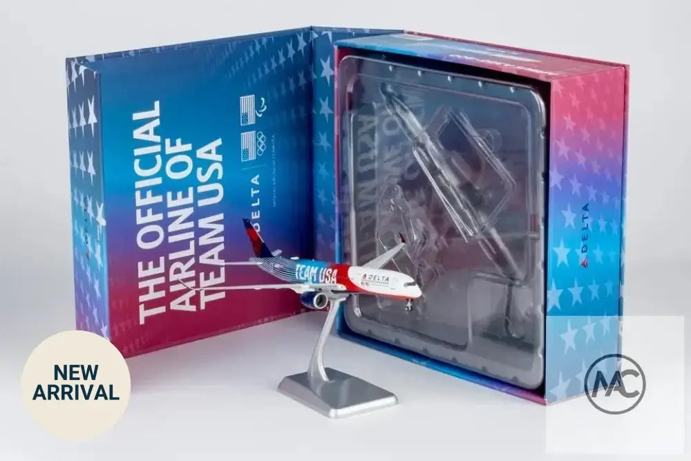 DL | 達美航空 Delta Air Lines Airbus A350-900 TEAM USA 3 1:400 | Olympic Special Livery Diecast Model (with stand) - Man‘s Aviation Collectibles (HK)