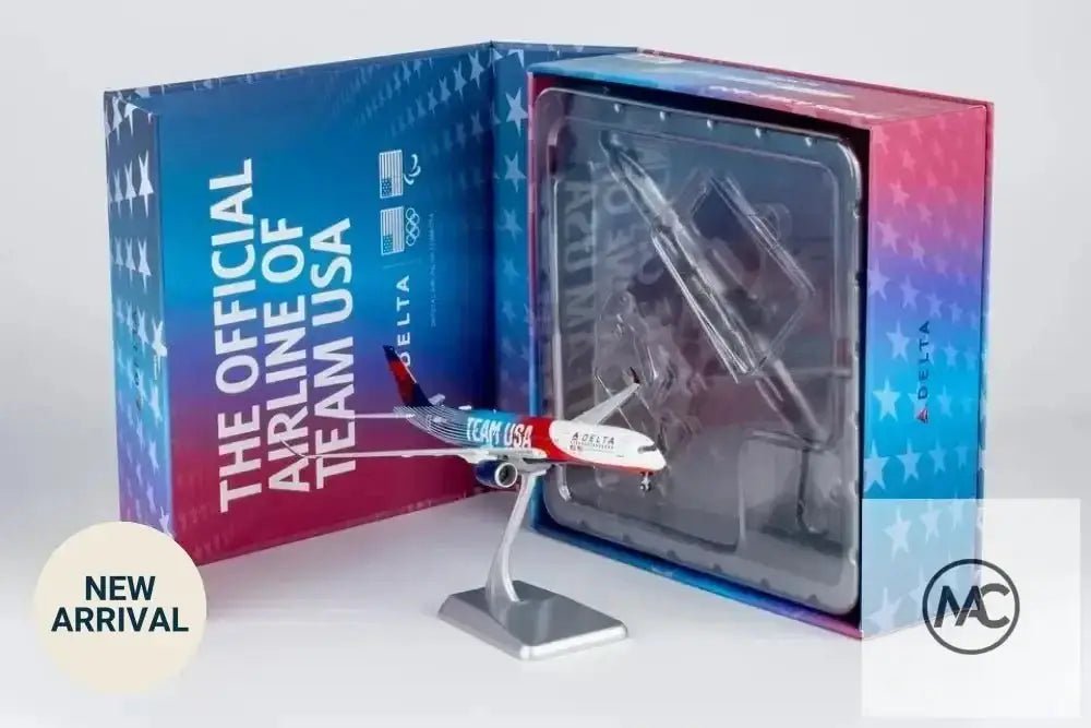 DL | 達美航空 Delta Air Lines Airbus A350-900 TEAM USA #3 1:400 | Olympic Special Livery Diecast Model (with stand) - Man‘s Aviation Collectibles (HK)