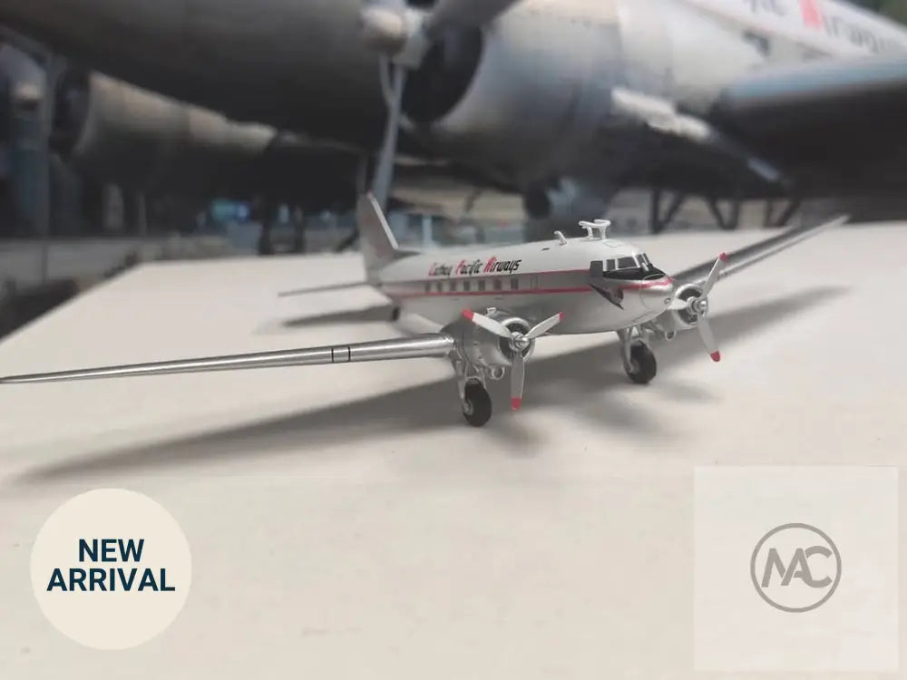 國泰航空 Cathay Pacific Douglas DC-3 ‘Niki’ VR-HDA｜SC MODELS 1:200 - 航空模型 Aircraft Model