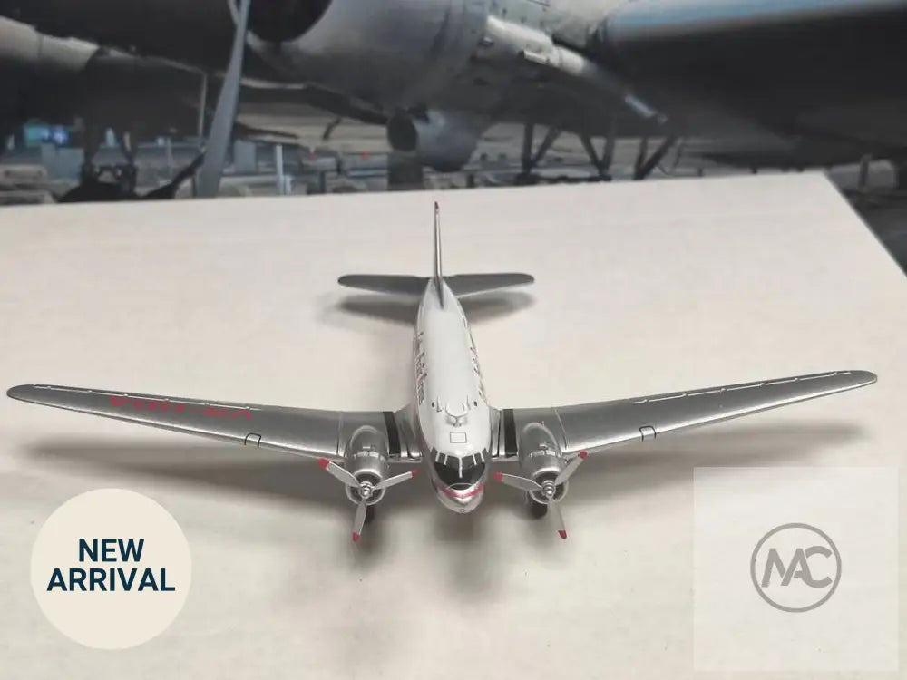 國泰航空 Cathay Pacific Douglas DC-3 ‘Niki’ VR-HDA｜SC MODELS 1:200 - 航空模型 Aircraft Model