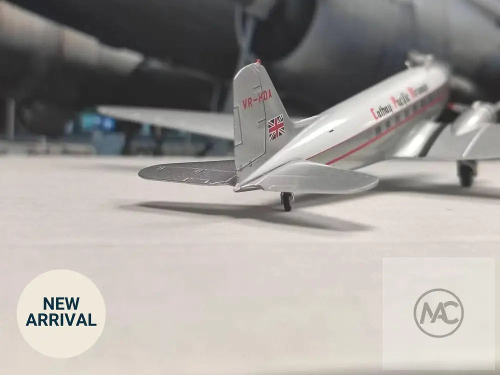 國泰航空 Cathay Pacific Douglas DC-3 ‘Niki’ VR-HDA｜SC MODELS 1:200 - 航空模型 Aircraft Model