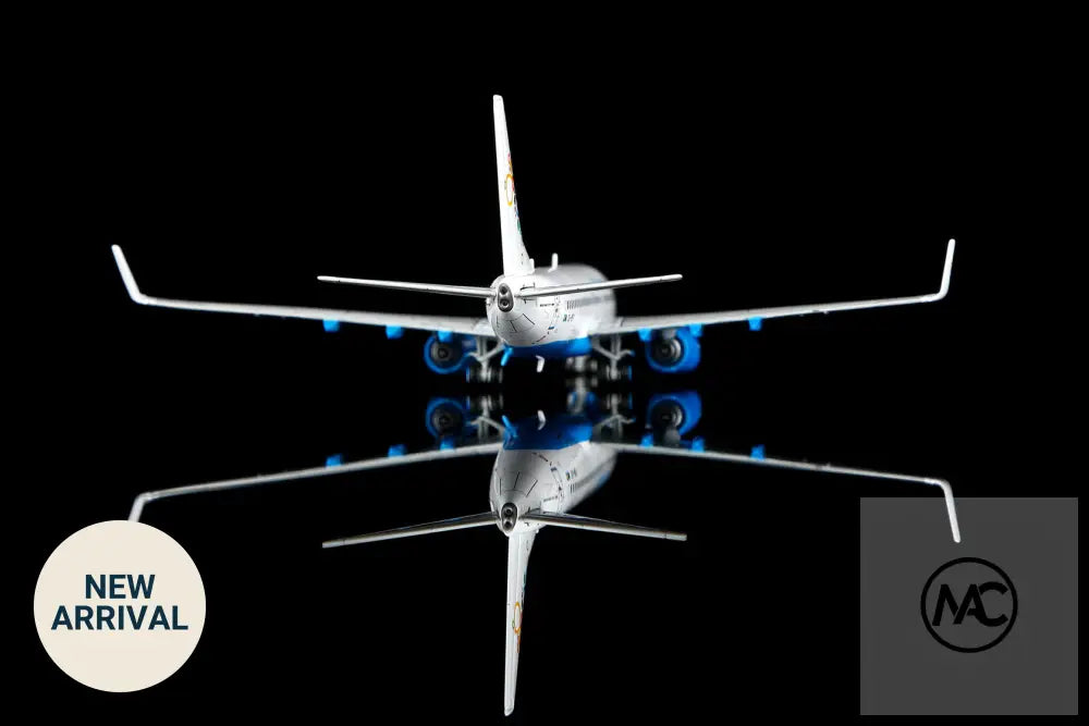 Legacy Jets 巴哈馬航空 Bahamasair Boeing 737-700 C6-BFY 1:400 飛機模型