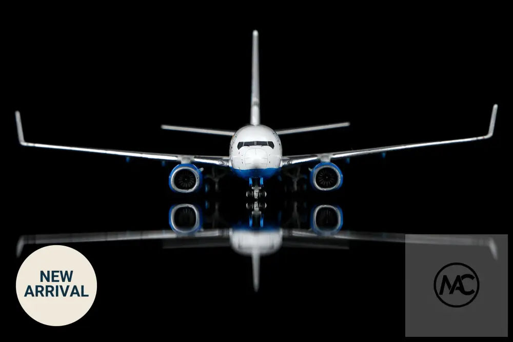 Legacy Jets 巴哈馬航空 Bahamasair Boeing 737-700 C6-BFY 1:400 飛機模型