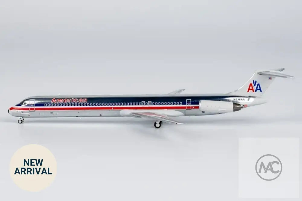 NG Models 1:400 American Airlines McDonnell Douglas MD-82 黑鼻頭 N236AA (NG83008)