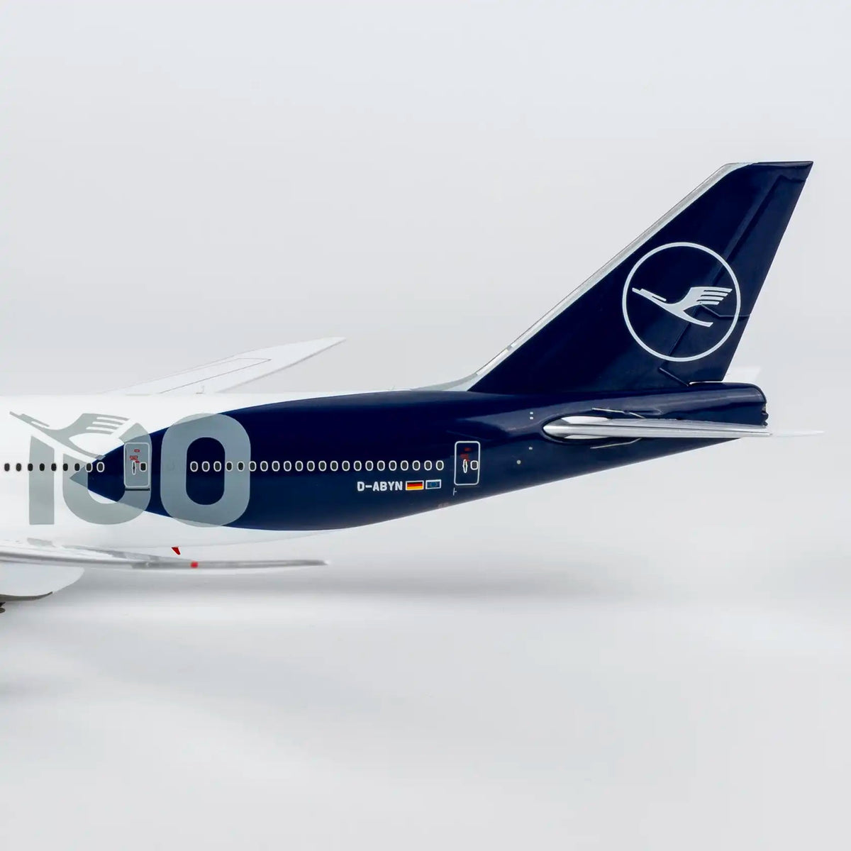 NG Models 漢莎 Boeing 747-8i 百年紀念 豪華版合金模型 1:400 D-ABYN - Man‘s Aviation Collectibles (HK)