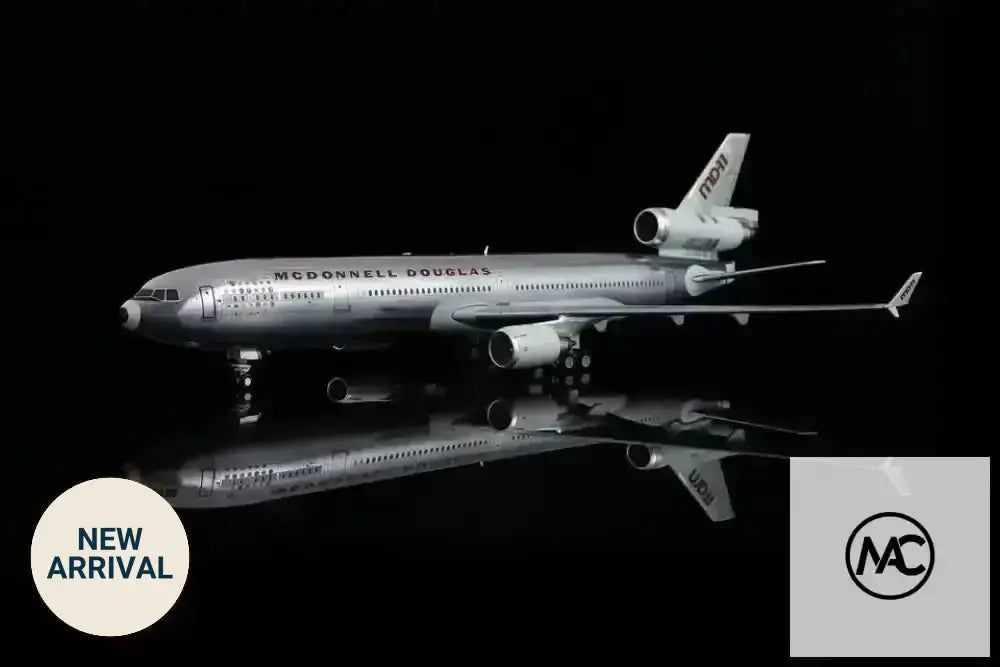 SQ WINGS 1:200 McDonnell Douglas MD-11 Prototype N111MD｜麥道 MD-11 原型機 - Man‘s Aviation Collectibles (HK)