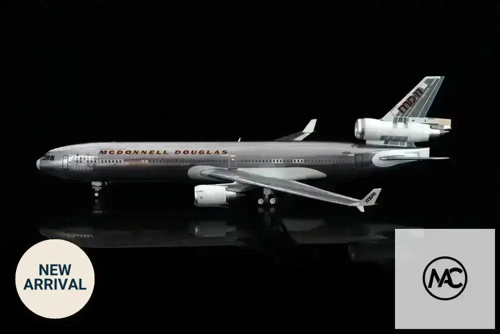 SQ WINGS 1:200 McDonnell Douglas MD-11 Prototype N111MD｜麥道 MD-11 原型機 - Man‘s Aviation Collectibles (HK)