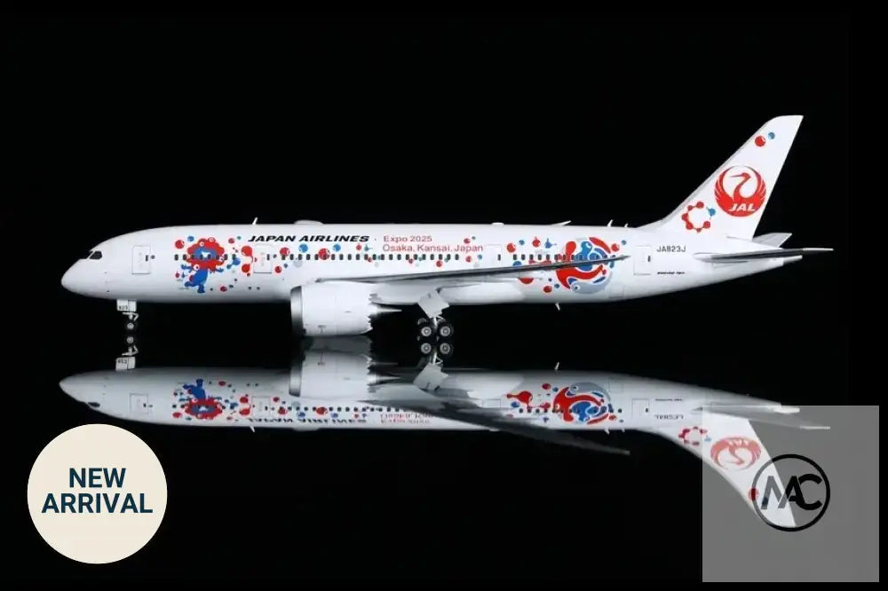 SQ Wings 1:200 日本航空 JAL Boeing 787-8「2025大阪·關西世博會」彩繪機 JA823J | Expo 2025 Osaka MYAKU-MYAKU Livery Diecast Model - Man‘s Aviation Collectibles (HK)