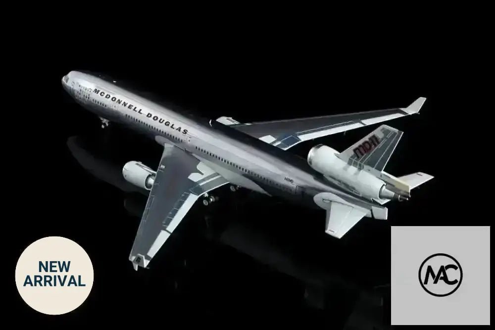 SQ WINGS 1:200 McDonnell Douglas MD-11 Prototype N111MD｜麥道 MD-11 原型機 - Man‘s Aviation Collectibles (HK)