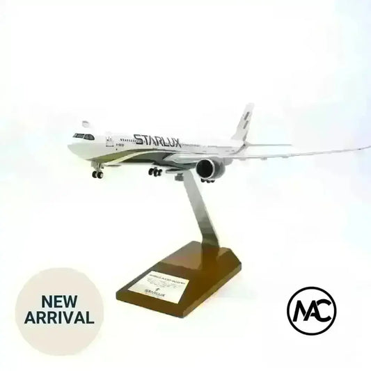 STARLUX Airlines Airbus A330-900neo 1:200 B-58301 Diecast Model - Man‘s Aviation Collectibles (HK)