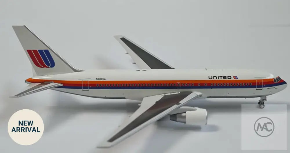 UA | 聯合航空 United Airlines Boeing 767-222 1:400 N606UA | City of Chicago | Saul Bass Livery Diecast Model (V400019)
