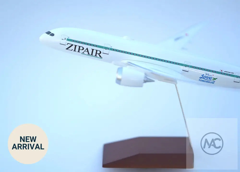 ZIPAIR 東京 Boeing 787-8「RON-HERMAN Love FOR TOMORROW」1:200 飛機模型 | ZIPAIR Tokyo